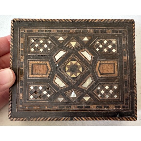 Damascus wood inlay trinket box vintage shell mother of pearl micro mosaic hinge - Picture 2 of 16
